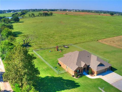 2133 E Sooner Rd, Tuttle, OK 73089 photo 1