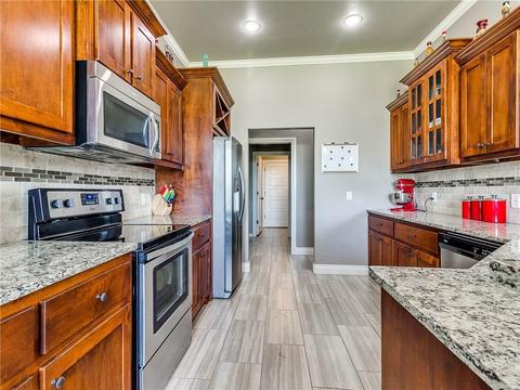 2133 E Sooner Rd, Tuttle, OK 73089 photo 11