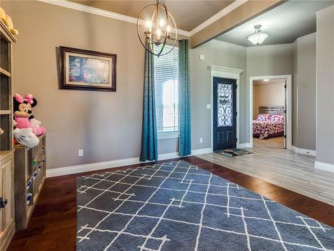 2133 E Sooner Rd, Tuttle, OK 73089 photo 4
