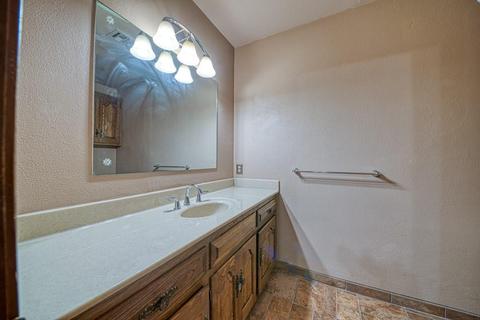 1107 Villa Dr, Watonga, OK 73772 photo 7