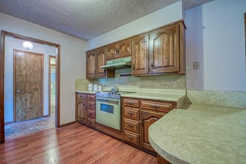 1107 Villa Dr, Watonga, OK 73772 photo 3