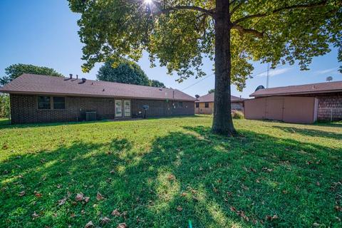 1107 Villa Dr, Watonga, OK 73772 photo 12