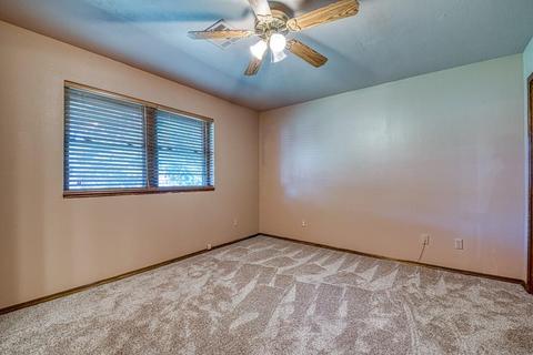 1107 Villa Dr, Watonga, OK 73772 photo 5