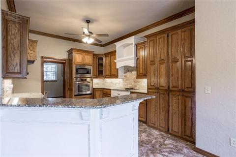 2371 E Rock Creek Rd, Tuttle, OK 73089 photo 20