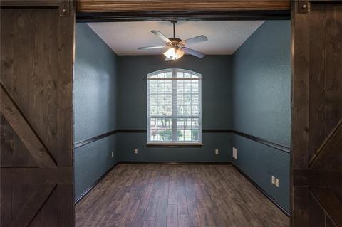 2371 E Rock Creek Rd, Tuttle, OK 73089 photo 10