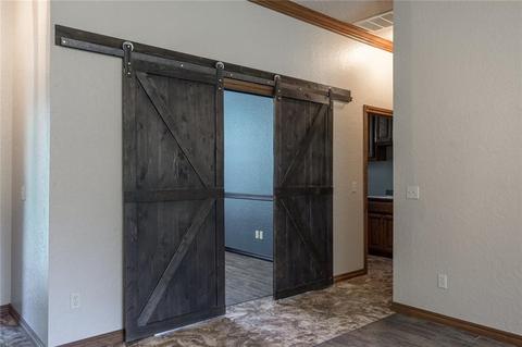 2371 E Rock Creek Rd, Tuttle, OK 73089 photo 9