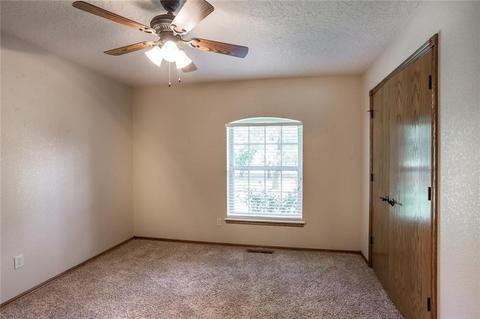 2371 E Rock Creek Rd, Tuttle, OK 73089 photo 31