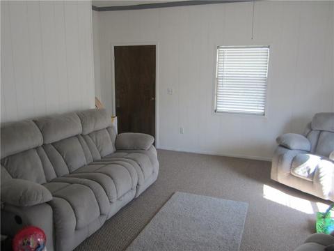 500 W Cypress St, Altus, OK 73521 photo 5