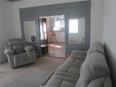 500 W Cypress St, Altus, OK 73521 photo 4