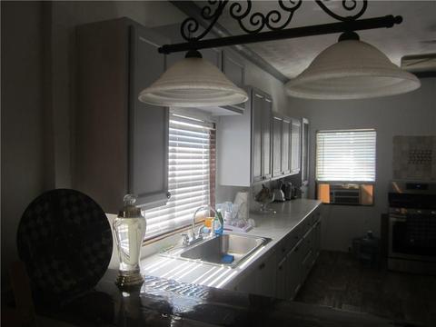 500 W Cypress St, Altus, OK 73521 photo 3