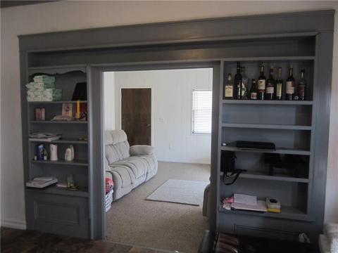 500 W Cypress St, Altus, OK 73521 photo 6