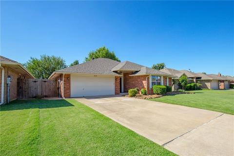 1808 Pinnacle Ln, Edmond, OK 73003 photo 2