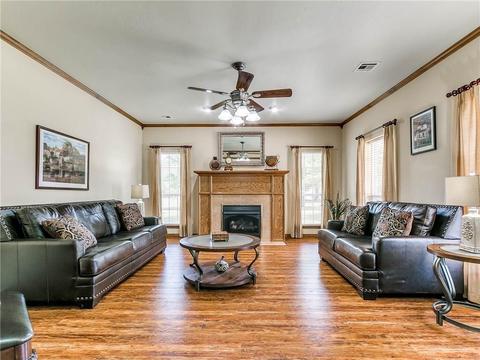 101 E 2nd St, Arcadia, OK 73007 photo 2