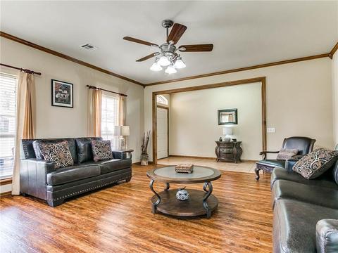 101 E 2nd St, Arcadia, OK 73007 photo 4