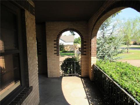 917 E Commerce St, Altus, OK 73521 photo 6