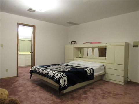 917 E Commerce St, Altus, OK 73521 photo 28