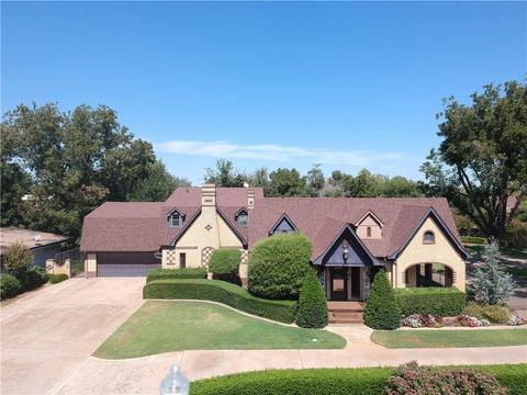 917 E Commerce St, Altus, OK 73521 photo 1