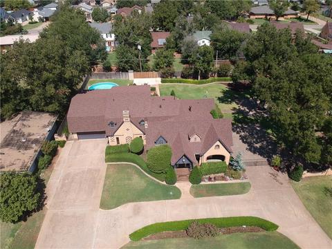 917 E Commerce St, Altus, OK 73521 photo 2