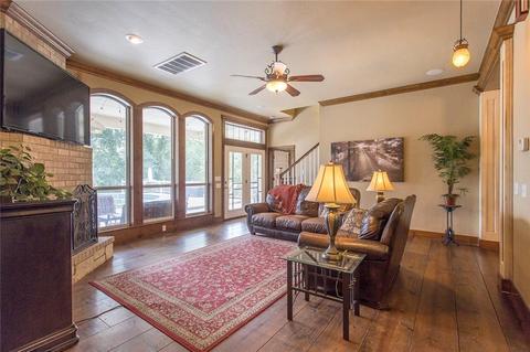 1216 N Sara Rd, Tuttle, OK 73089 photo 4