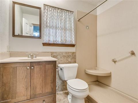 415 E Carson Ln, Mustang, OK 73064 photo 22