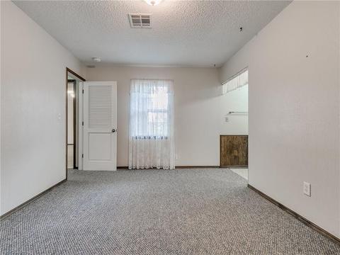 415 E Carson Ln, Mustang, OK 73064 photo 16