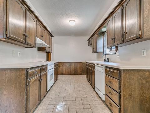 415 E Carson Ln, Mustang, OK 73064 photo 10