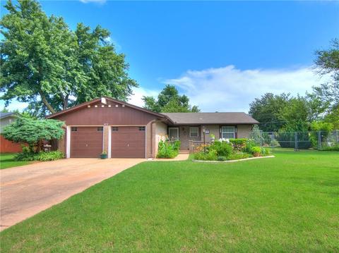 415 E Carson Ln, Mustang, OK 73064 photo 1