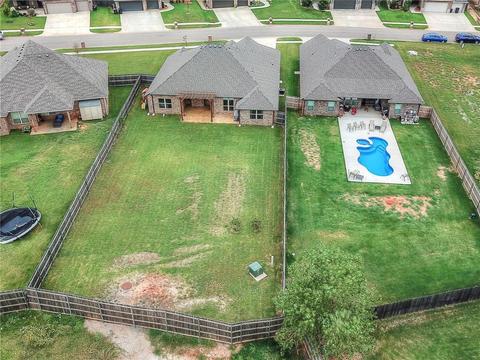 1329 Atalon Dr, Moore, OK 73160 photo 36