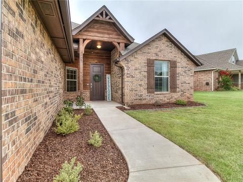 1329 Atalon Dr, Moore, OK 73160 photo 2