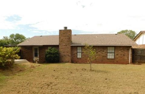 313 Robbin Cir, Noble, OK 73068 photo 12