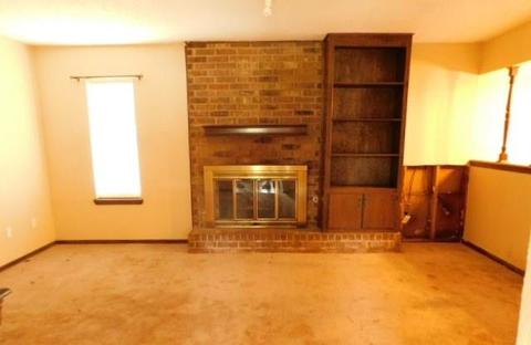 313 Robbin Cir, Noble, OK 73068 photo 3