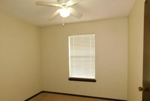313 Robbin Cir, Noble, OK 73068 photo 8