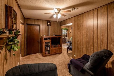 20203 E 990 Rd, Hammon, OK 73650 photo 11