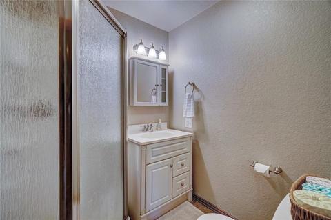 4 Russell Rd, Mcloud, OK 74851 photo 8