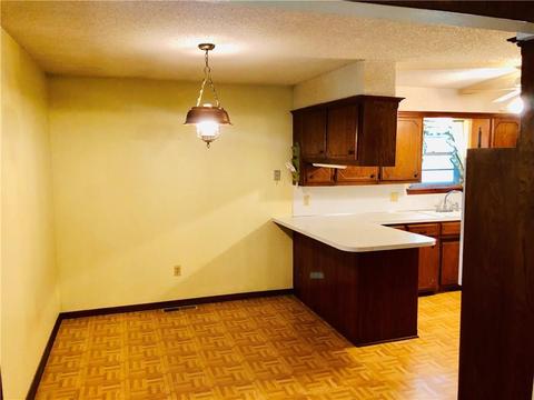 3931 Harrison Dr, Harrah, OK 73045 photo 9