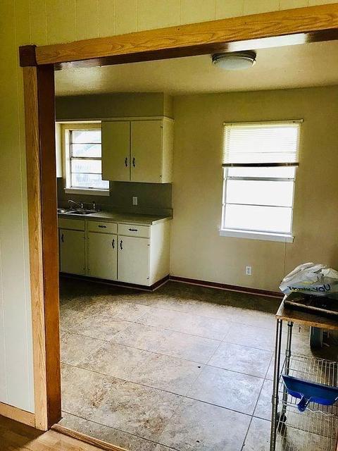 1012 S Park Ln, Altus, OK 73521 photo 5