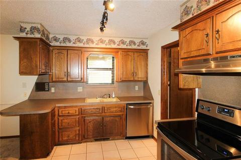 116 Pine Tree Ln, Norman, OK 73072 photo 9