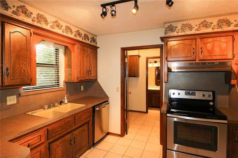 116 Pine Tree Ln, Norman, OK 73072 photo 10