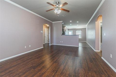 9616 Ella Ln, Moore, OK 73160 photo 3