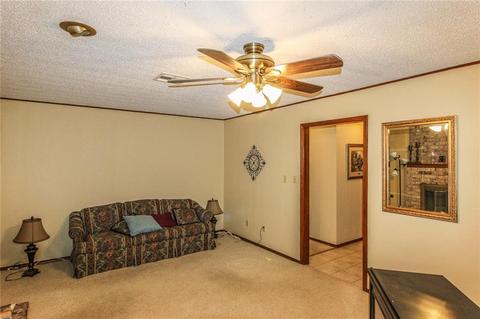 511 Leslie Dr, Noble, OK 73068 photo 5