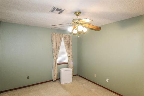511 Leslie Dr, Noble, OK 73068 photo 14