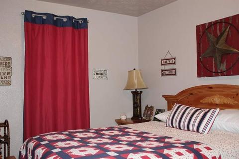 1320 E Oakhurst St, Altus, OK 73521 photo 8