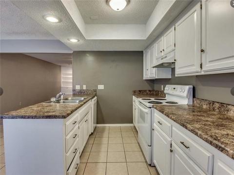 1708 Lionsgate Cir, Bethany, OK 73008 photo 9