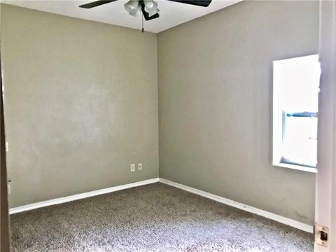 305 N Walnut Ave, Erick, OK 73645 photo 5