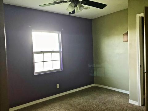 305 N Walnut Ave, Erick, OK 73645 photo 9
