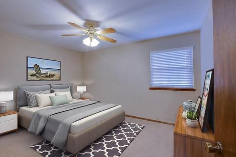 821 Lakecrest Dr, Moore, OK 73170 photo 24