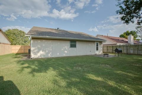 821 Lakecrest Dr, Moore, OK 73170 photo 33