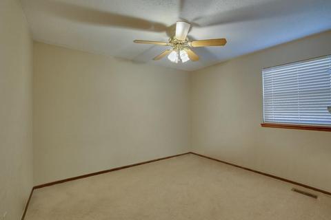 821 Lakecrest Dr, Moore, OK 73170 photo 28