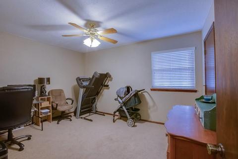 821 Lakecrest Dr, Moore, OK 73170 photo 22