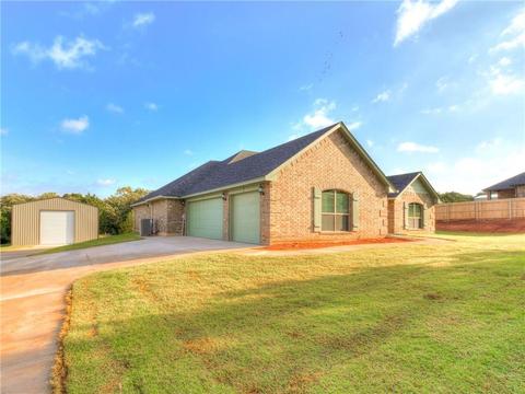 5752 Cedar Tree Cir, Guthrie, OK 73044 photo 2